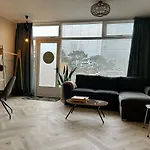 Amsterdam Beach Apartment 34, Private Garden