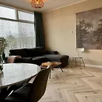 Amsterdam Beach Apartment 34, Private Garden